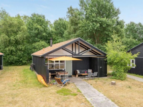 Holiday Home Robert - 250m from the sea by Interhome, Bogø By